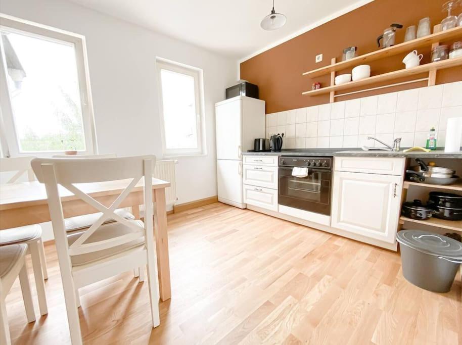 Schoene Ferienwohnung Mit Blick Ueber Stadtwald ไลป์ซิก ภายนอก รูปภาพ