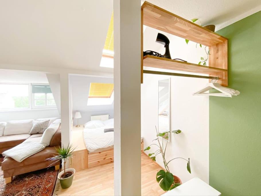 Schoene Ferienwohnung Mit Blick Ueber Stadtwald ไลป์ซิก ภายนอก รูปภาพ