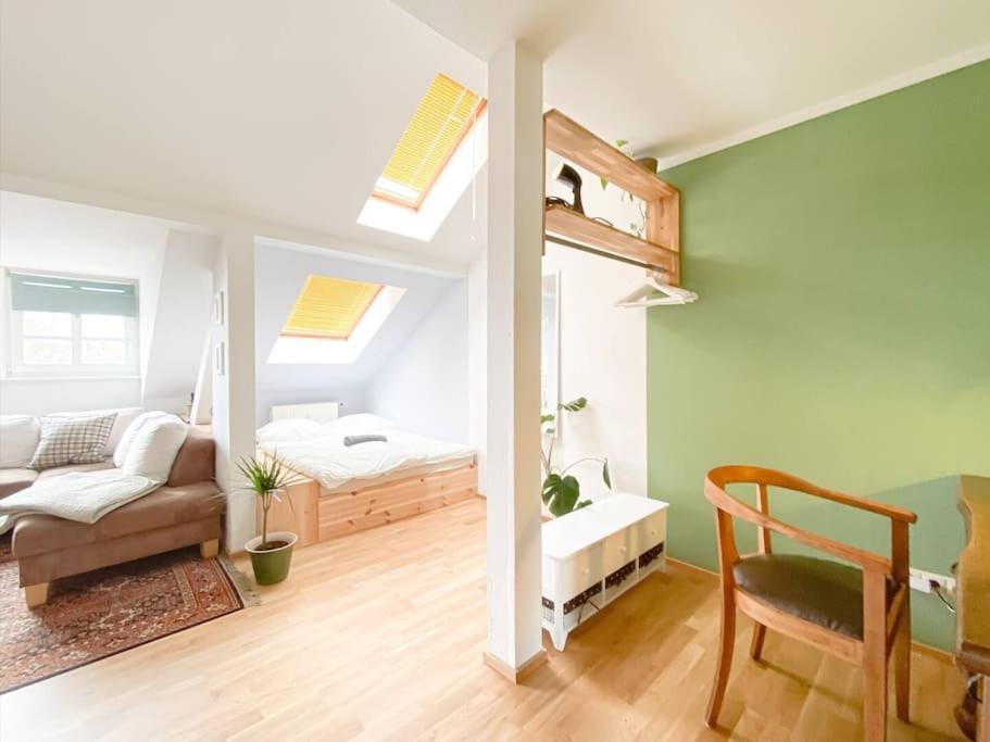 Schoene Ferienwohnung Mit Blick Ueber Stadtwald ไลป์ซิก ภายนอก รูปภาพ